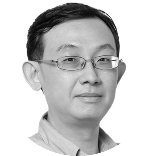 Dr Kenneth Lee