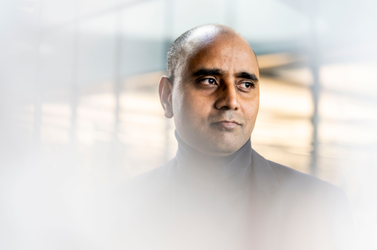 Aatmesh Shrivastava Receives $1.2M NIH R01 to Advance Ultra-Low-Power Neural Implants
